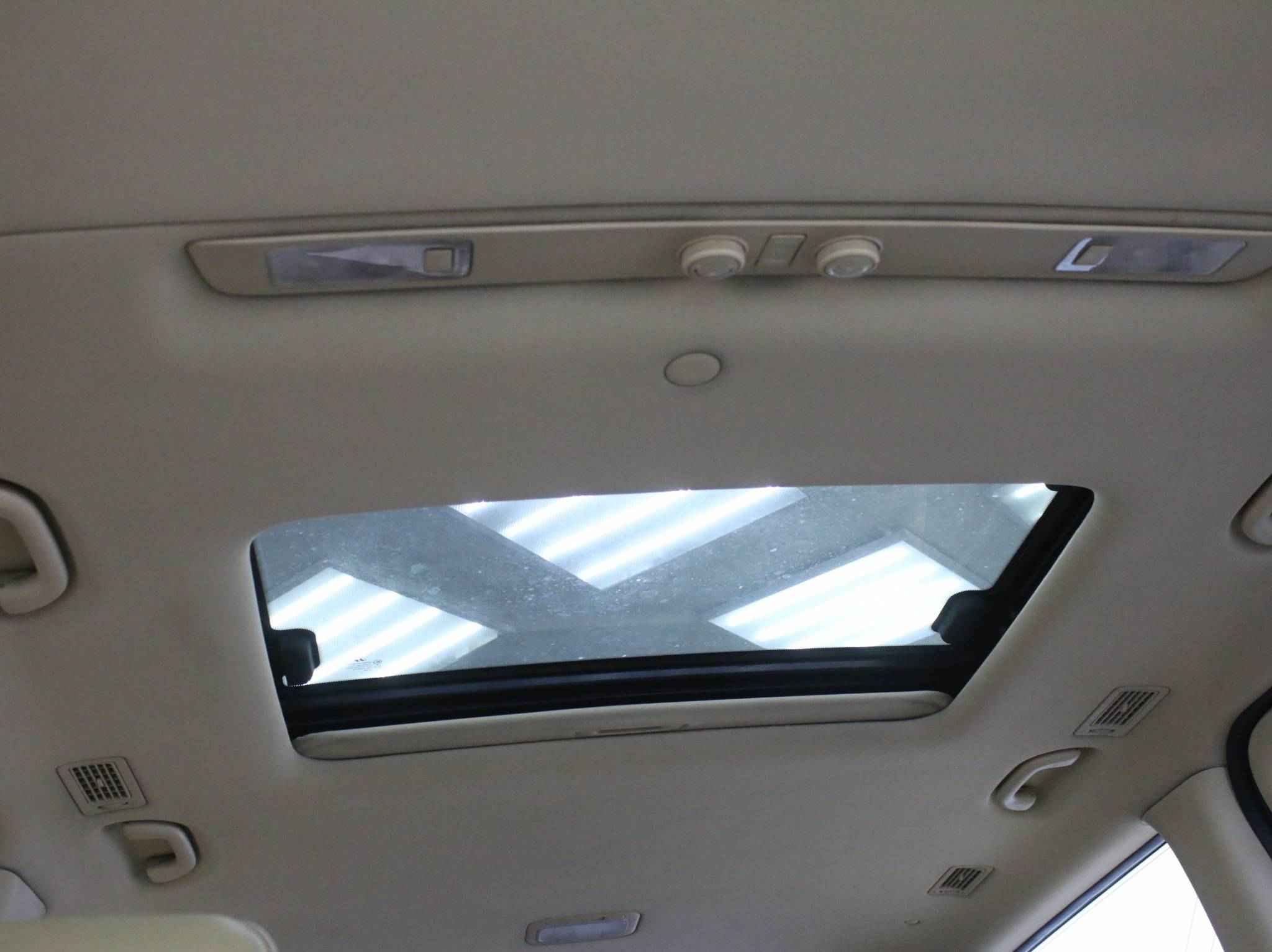 Hyundai Grand Starex, I