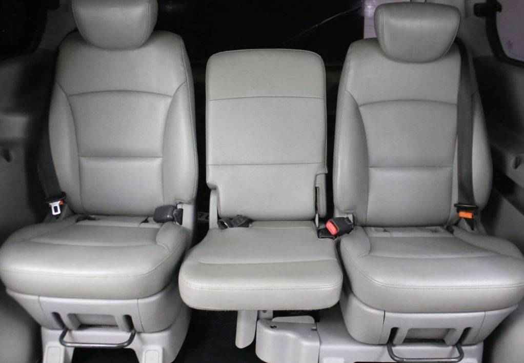 Hyundai Grand Starex, I