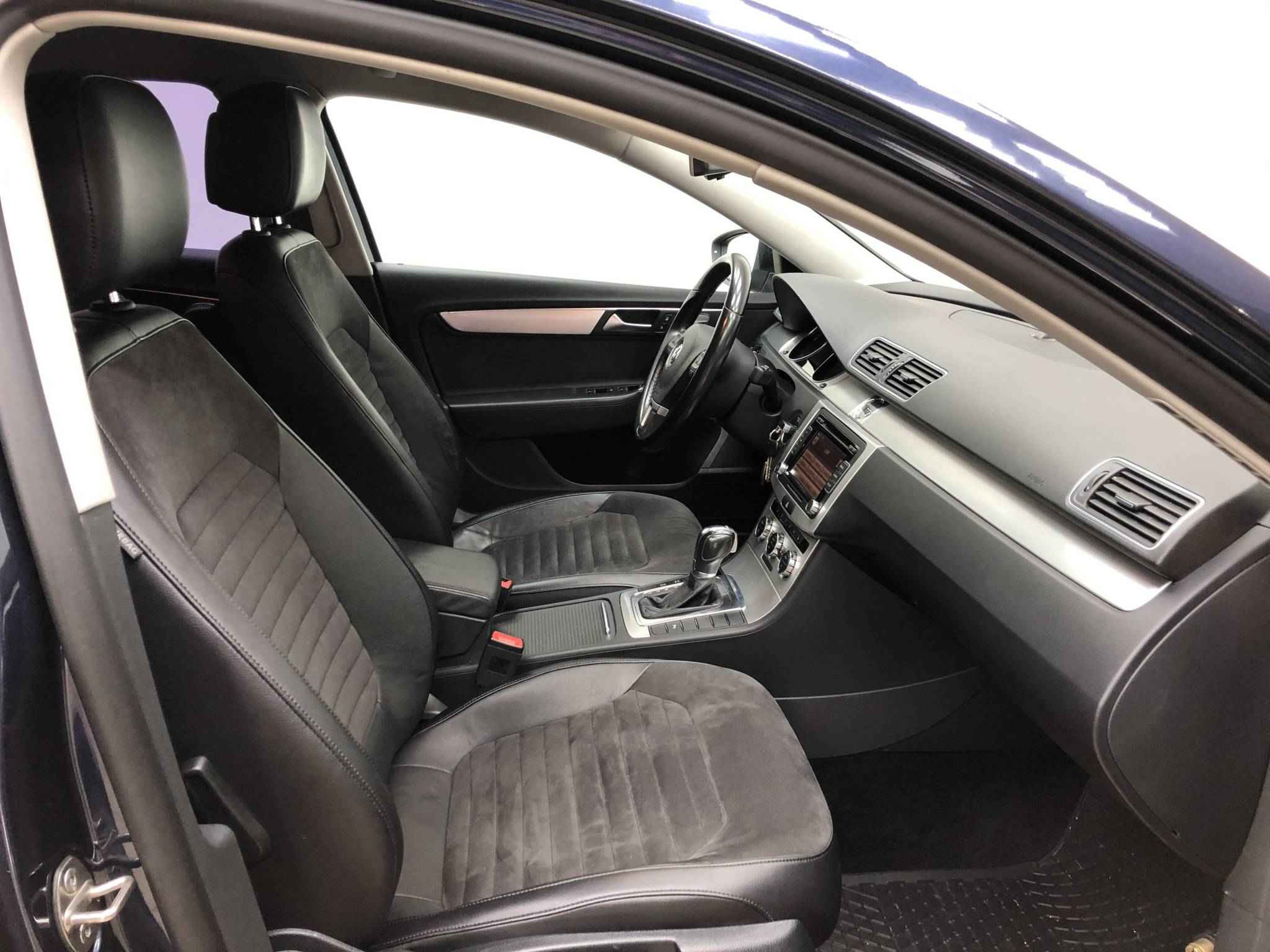 Volkswagen Passat, B7