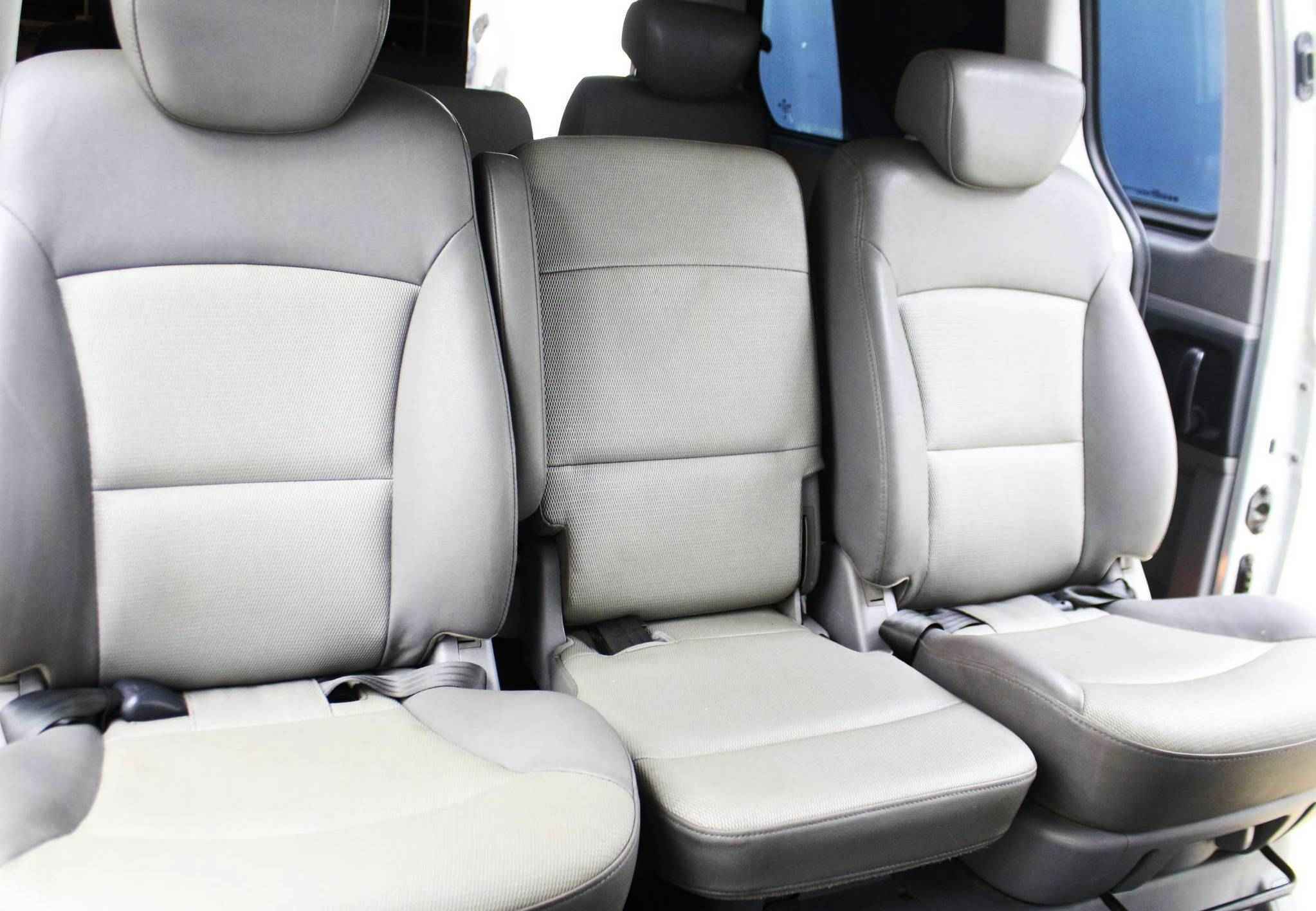 Hyundai Grand Starex, I