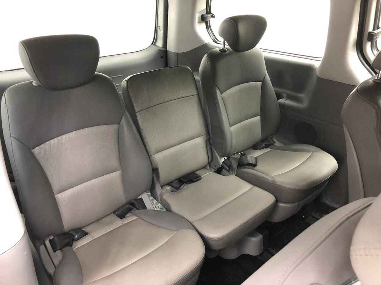 Hyundai Grand Starex, I