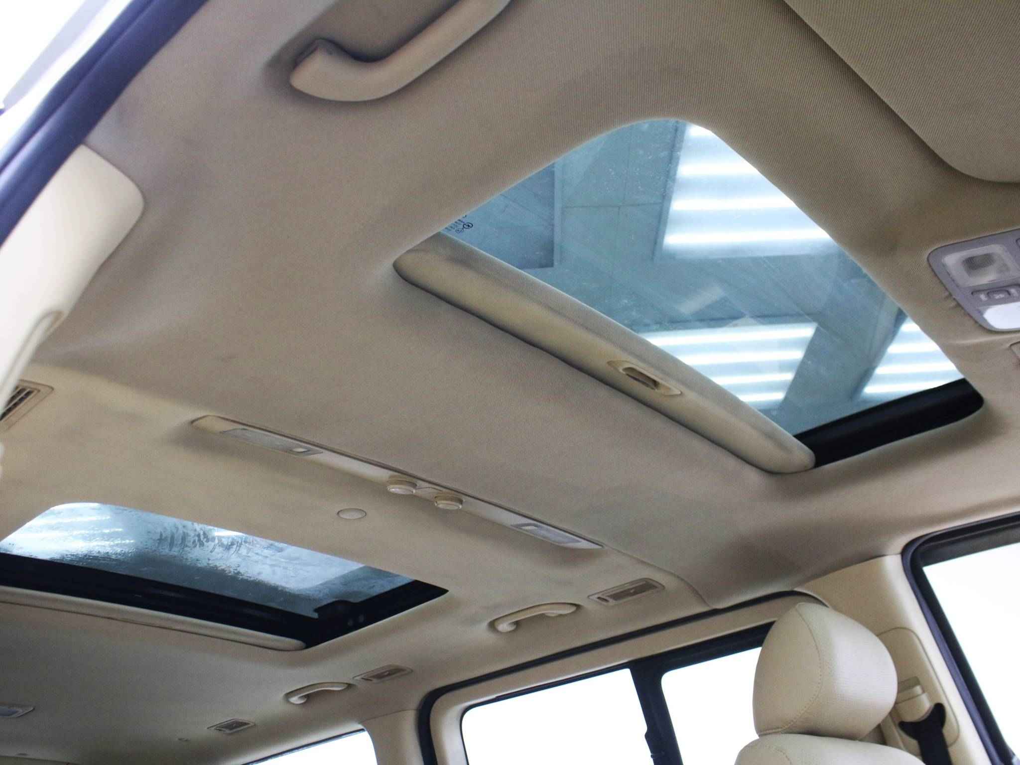 Hyundai Grand Starex, I