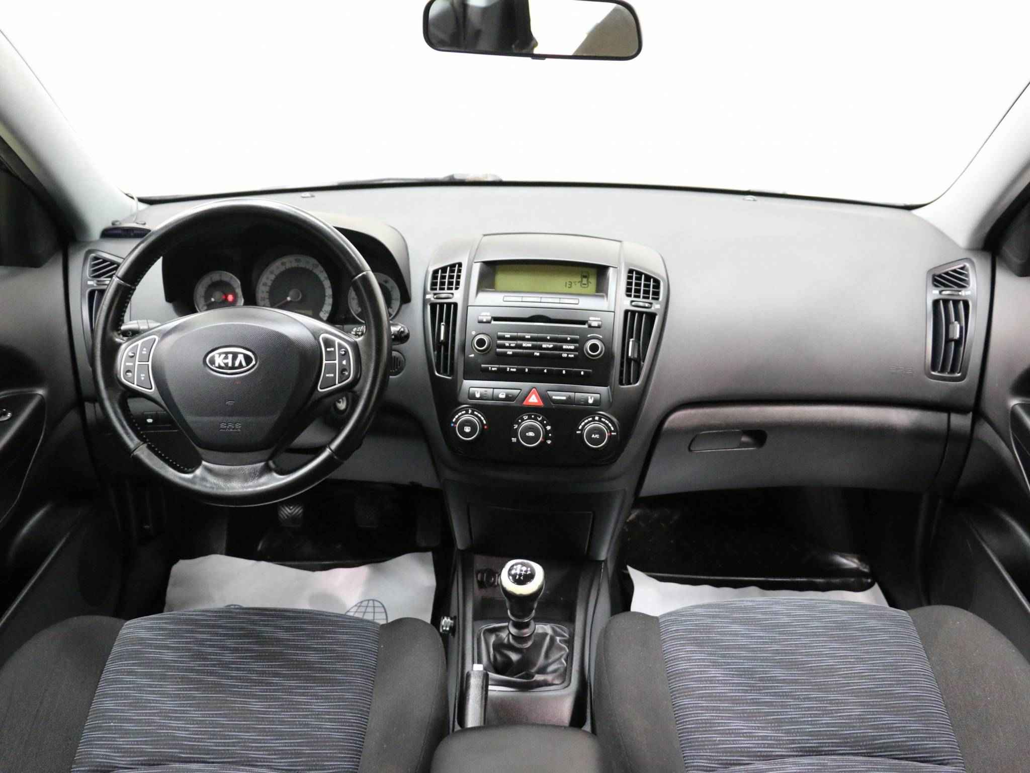 Kia Ceed, I