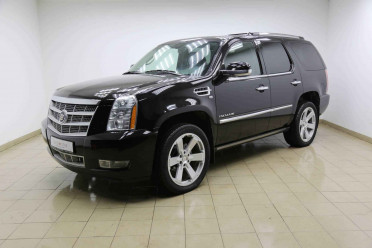 Cadillac Escalade, III