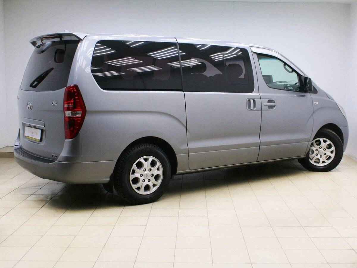 Hyundai Grand Starex, I