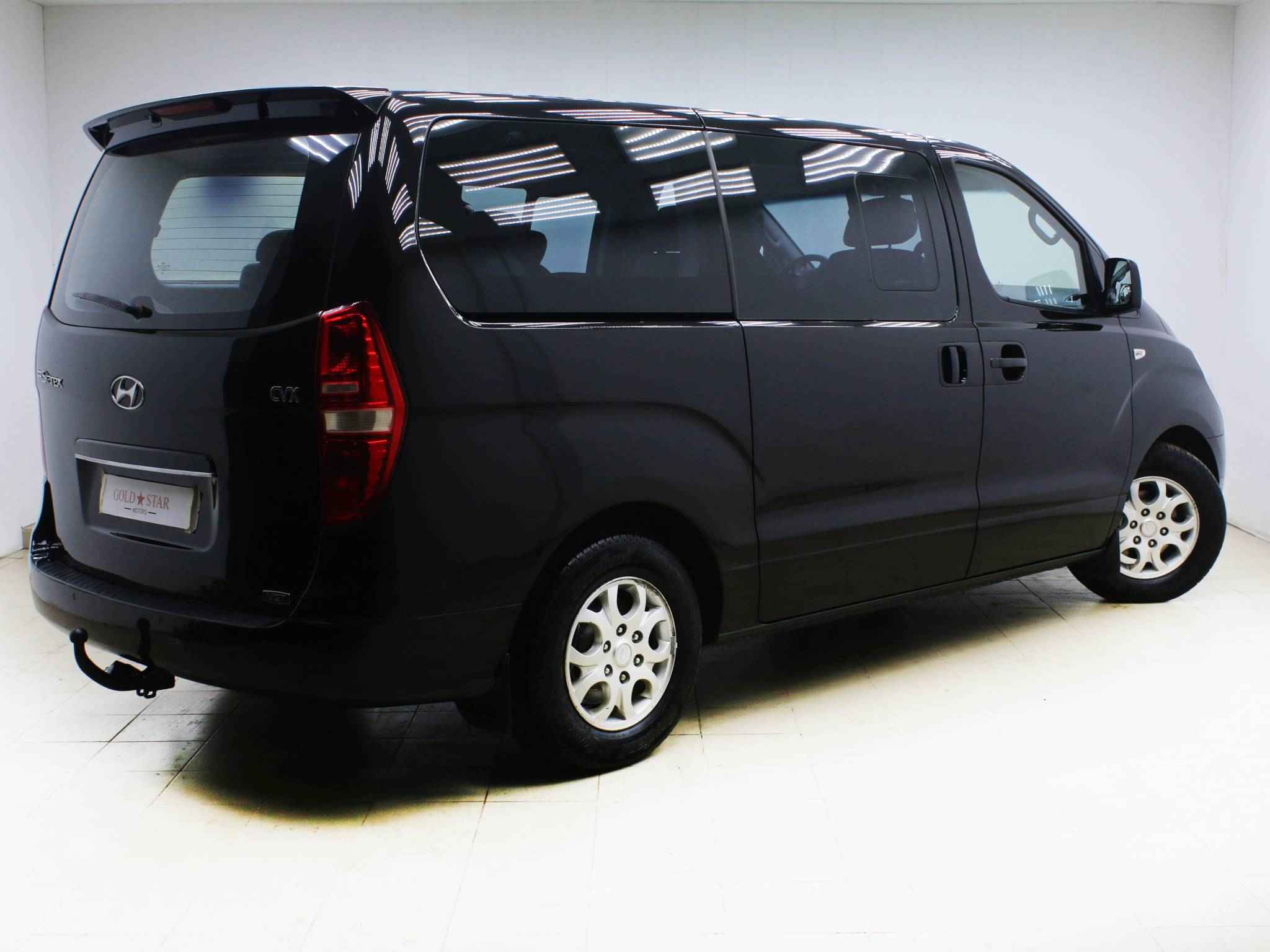 Hyundai Grand Starex, I