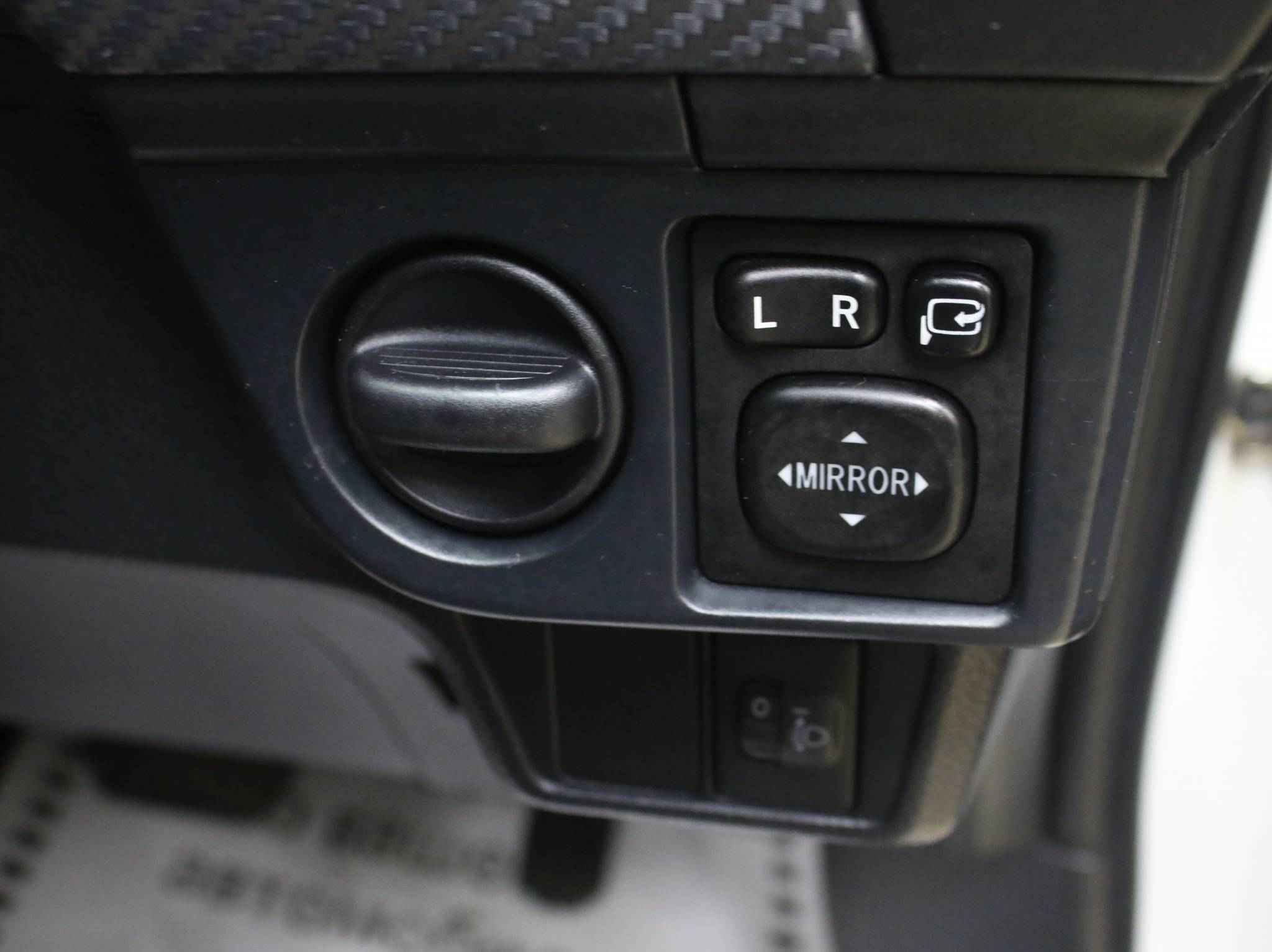 Toyota Corolla, XI (E160, E170)