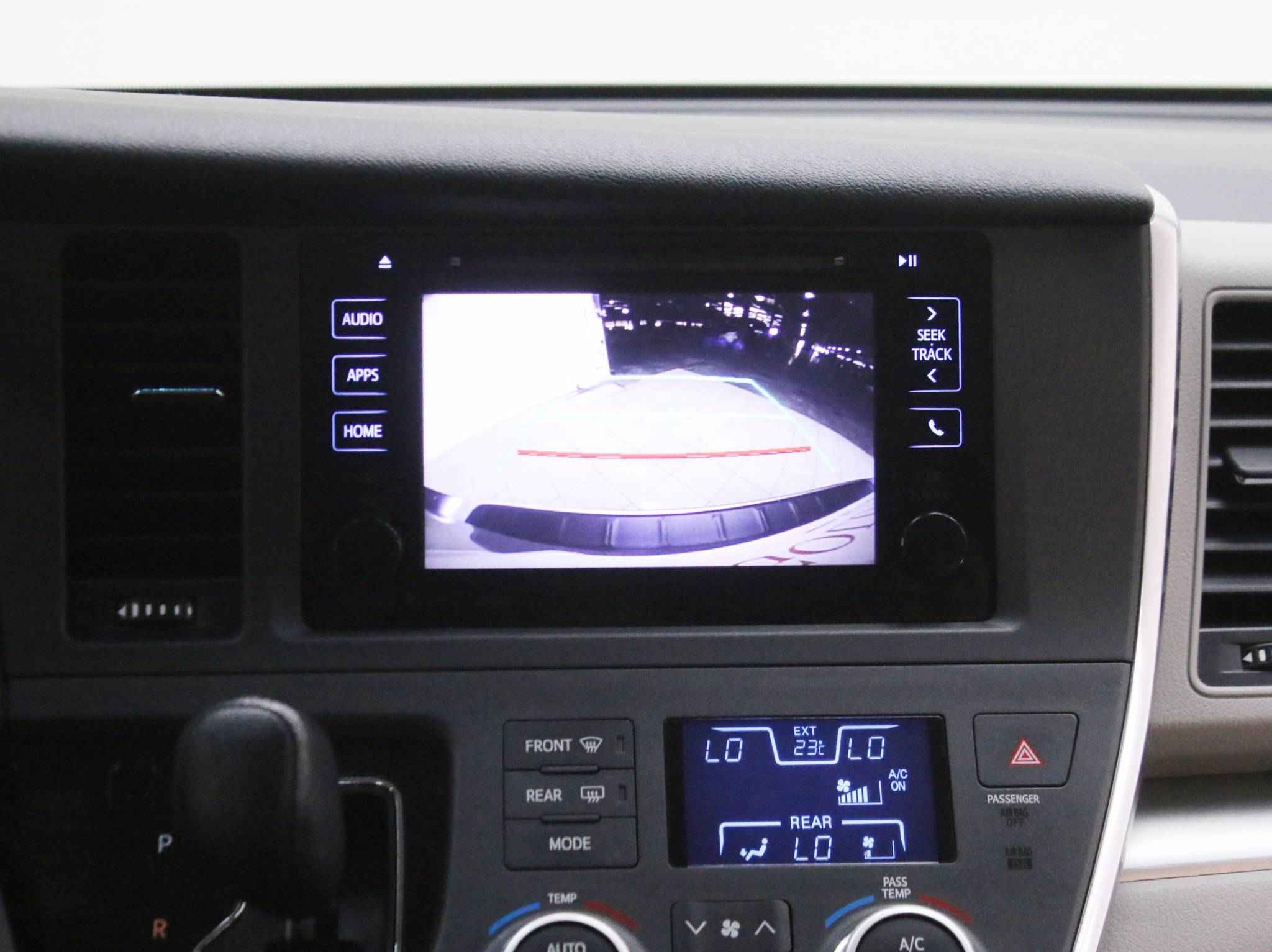 Toyota Sienna, III Рестайлинг