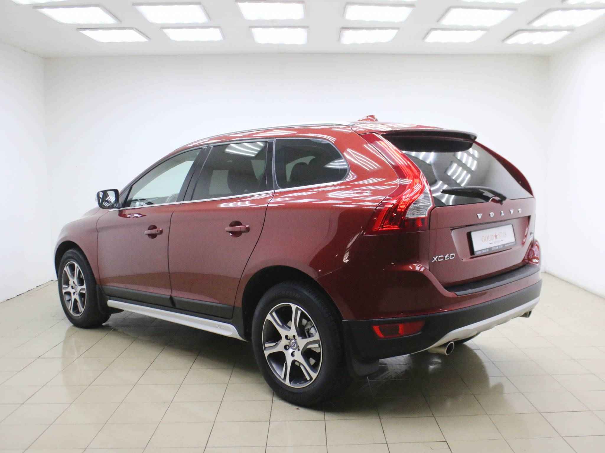 Volvo XC60, I