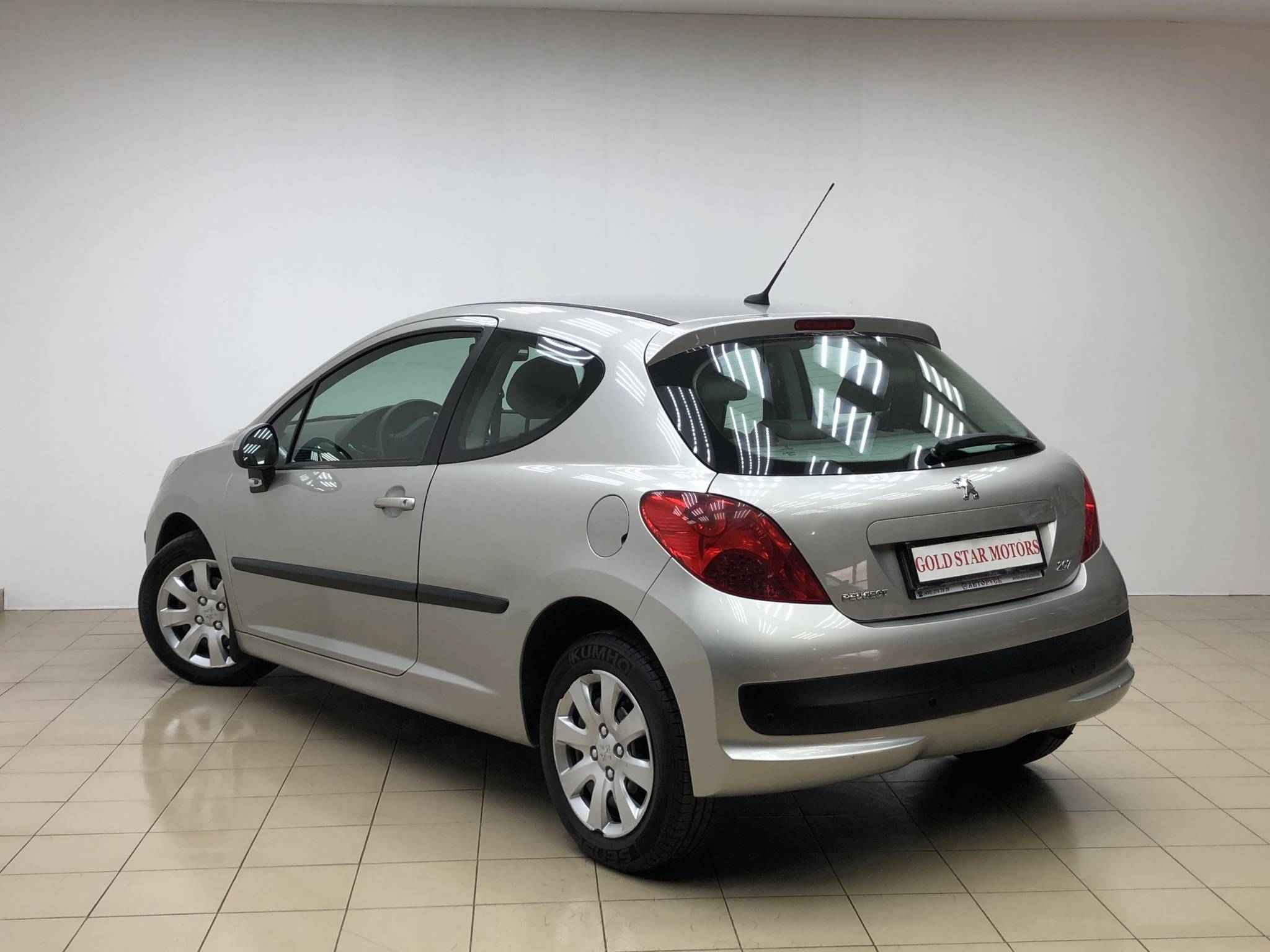 Peugeot 207, I