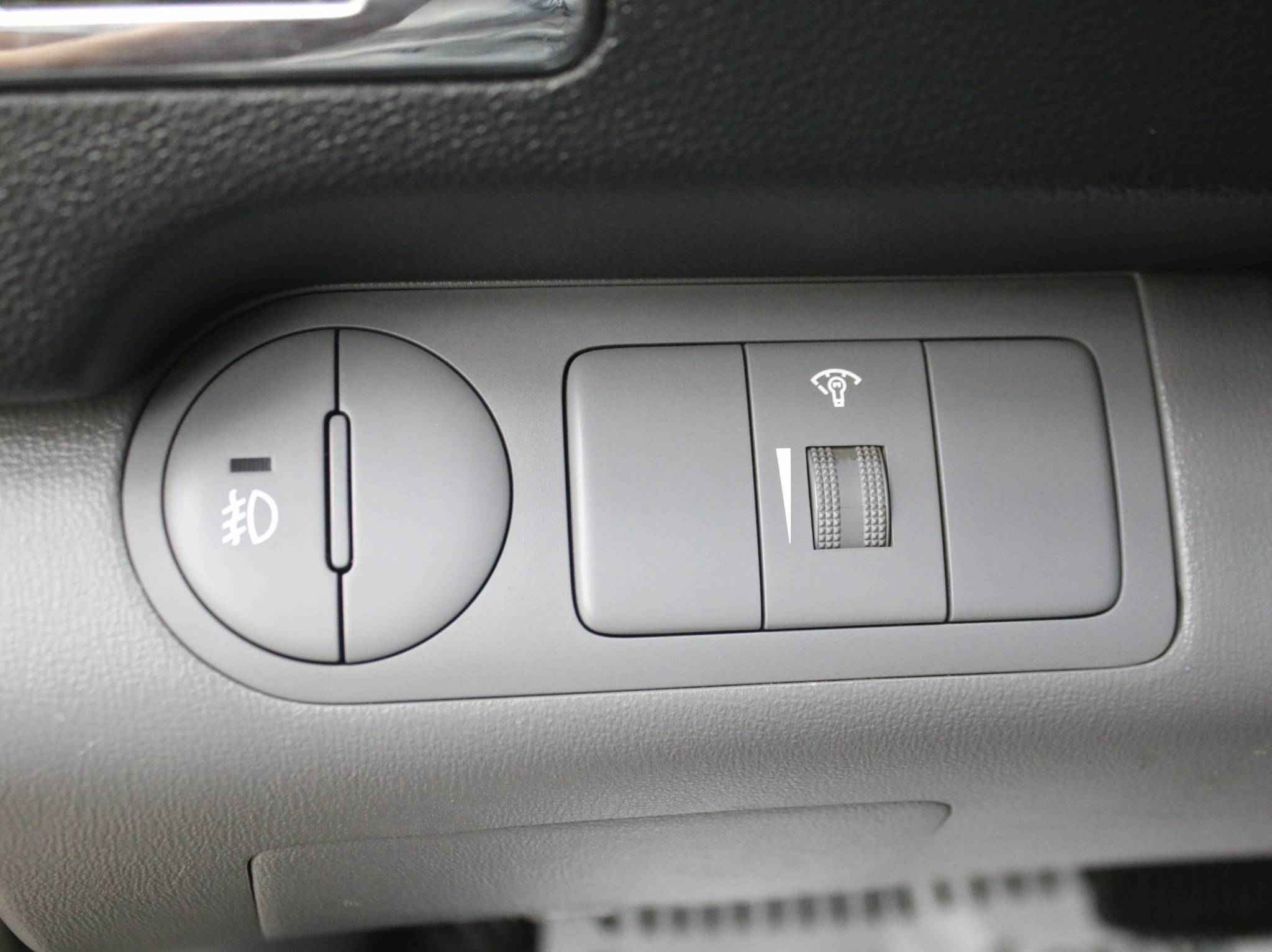 Hyundai Grand Starex, I