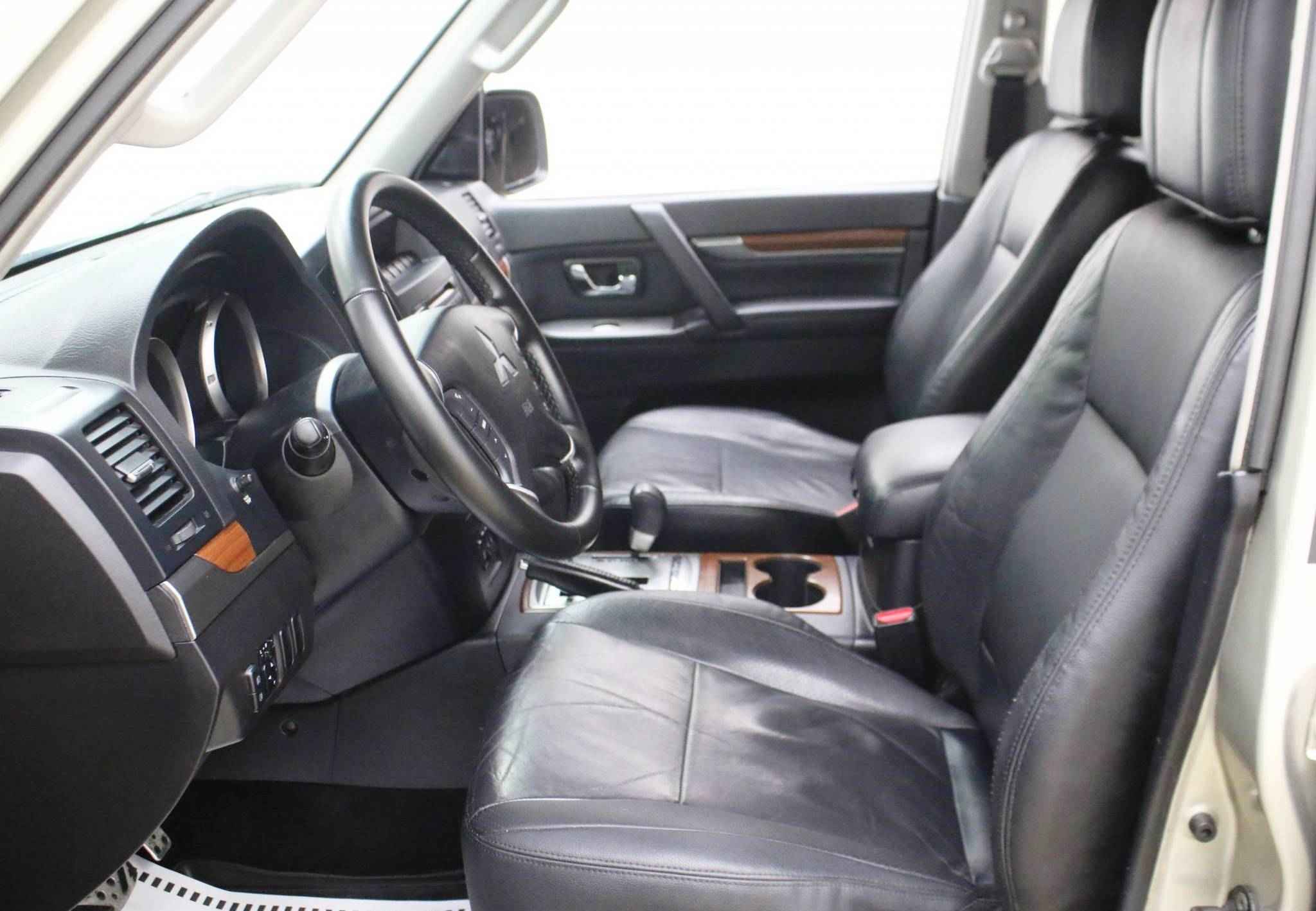 Mitsubishi Pajero, IV Рестайлинг 1