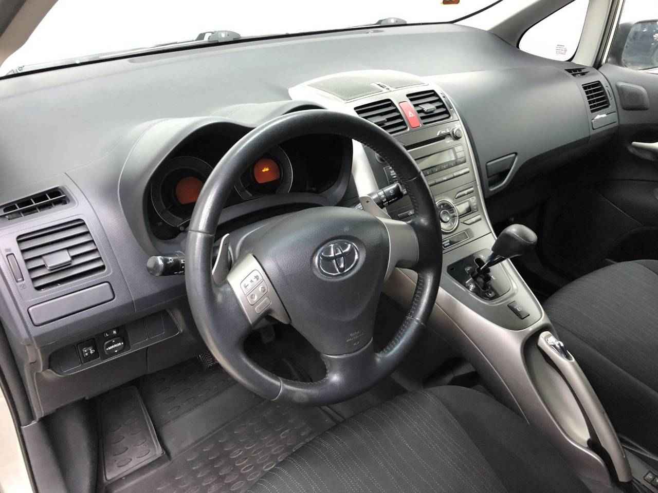 Toyota Auris, I