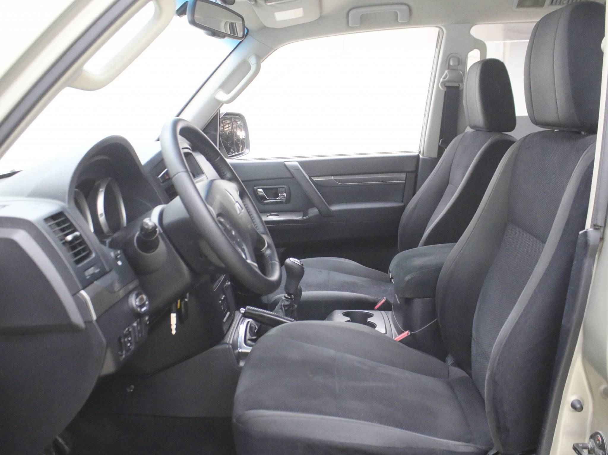 Mitsubishi Pajero, IV