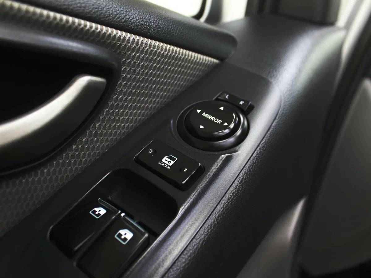 Hyundai Grand Starex, I