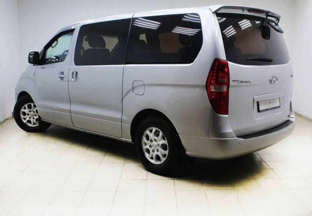 Hyundai Grand Starex, I
