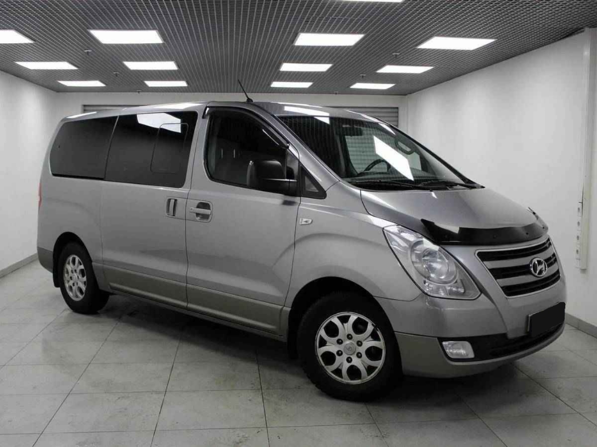 Hyundai Grand Starex, I