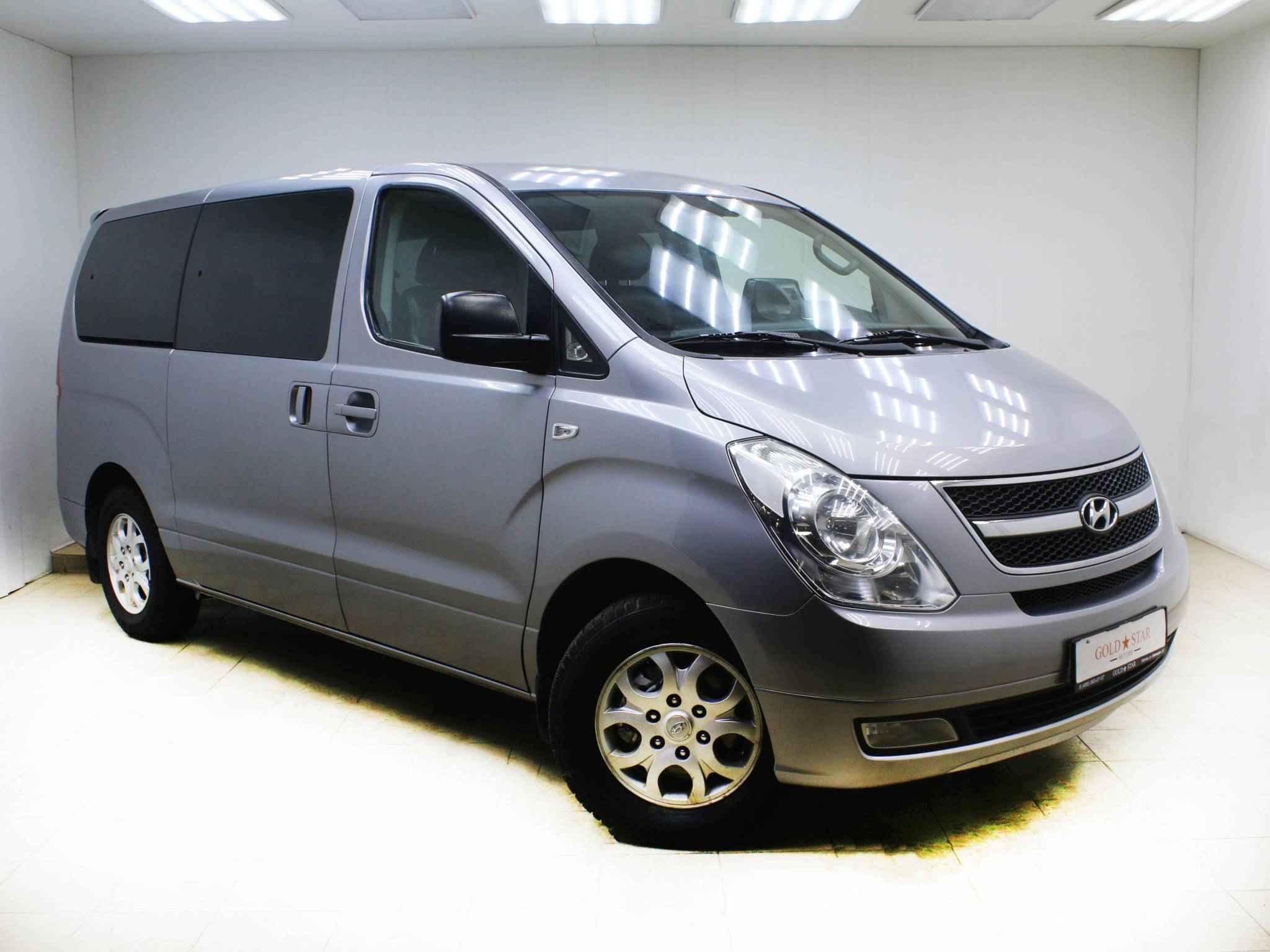 Hyundai Grand Starex, I