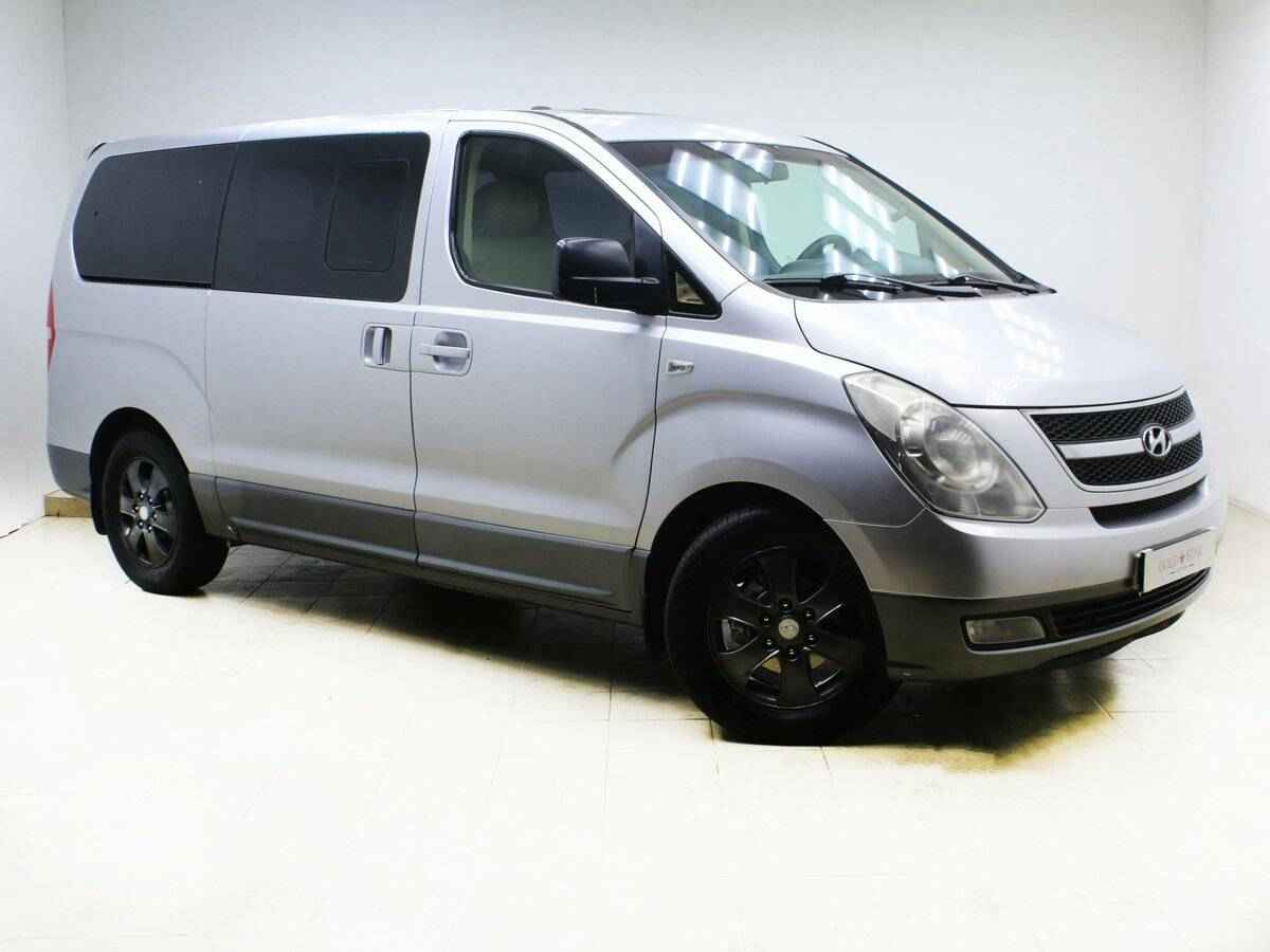 Hyundai Grand Starex, I