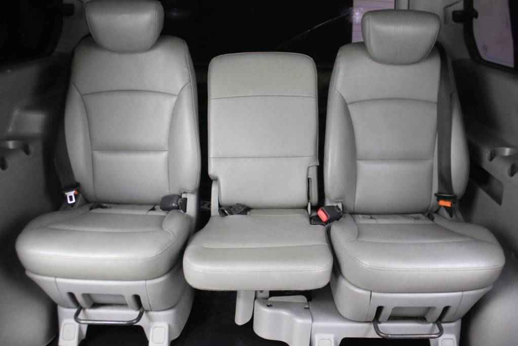 Hyundai Grand Starex, I