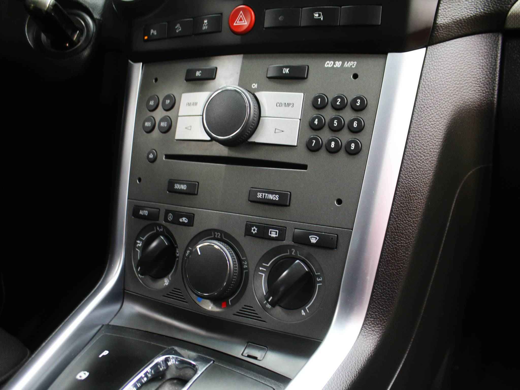 Opel Antara, I Рестайлинг