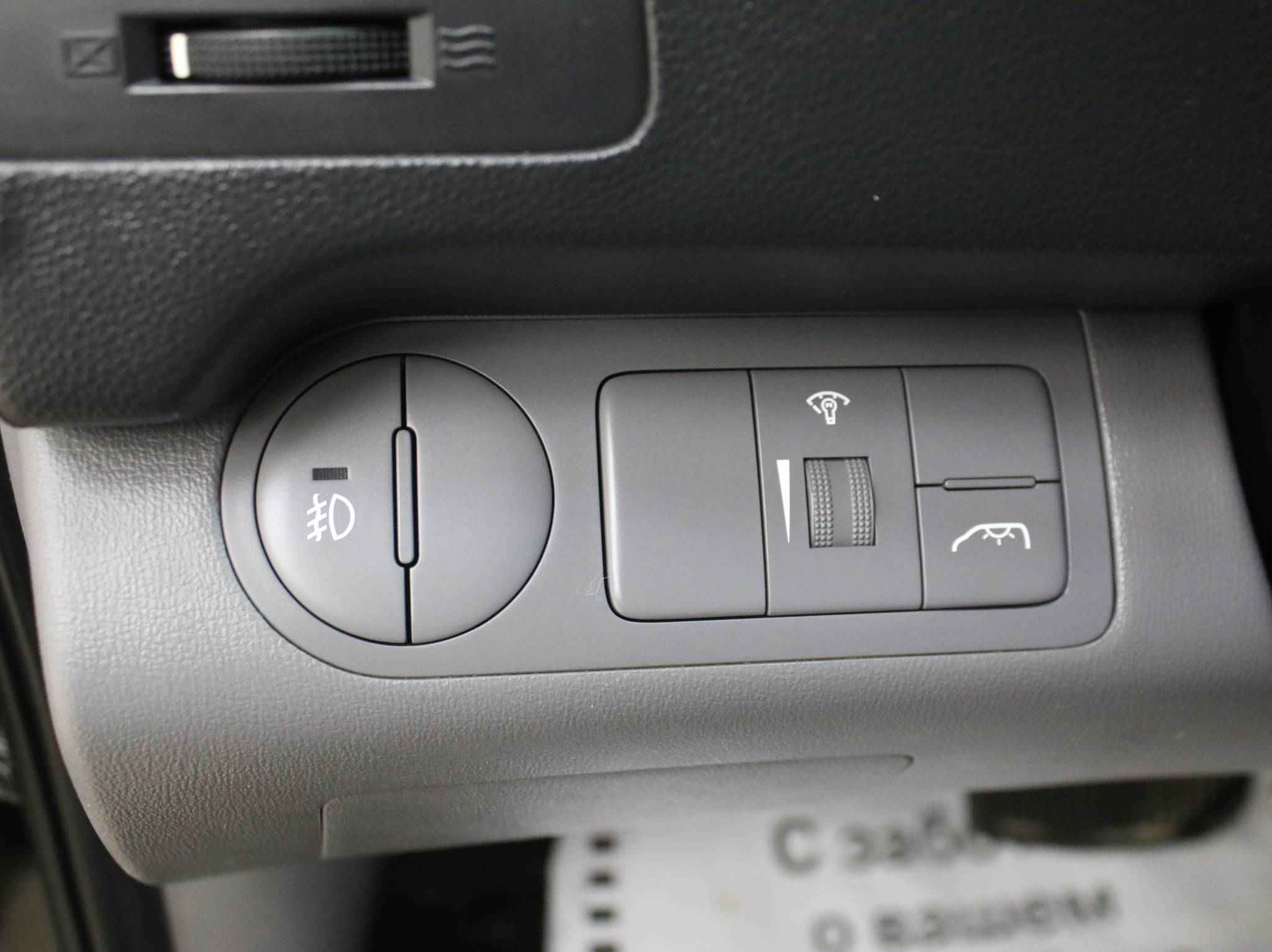 Hyundai Grand Starex, I