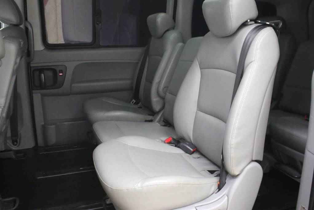 Hyundai Grand Starex, I