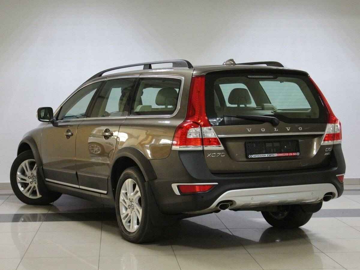 Volvo XC70, II