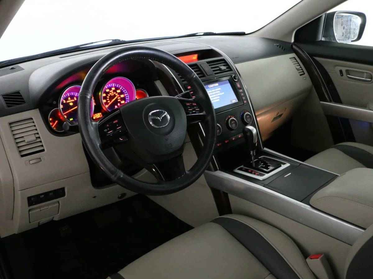 Mazda CX-9, I