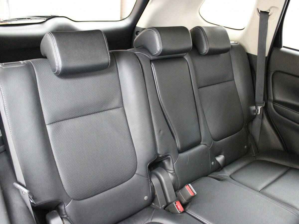 Mitsubishi Outlander, III