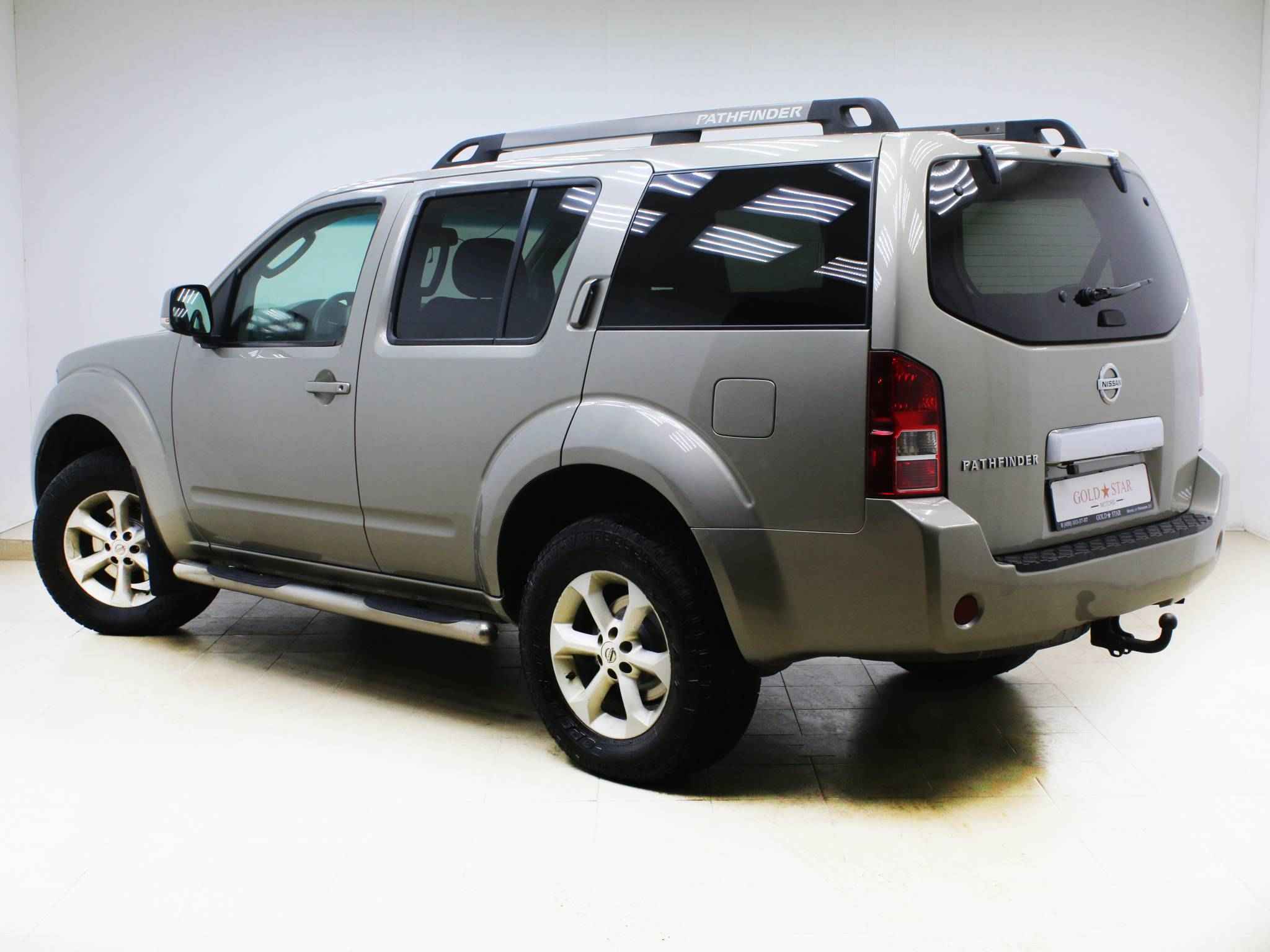 Nissan Pathfinder, III