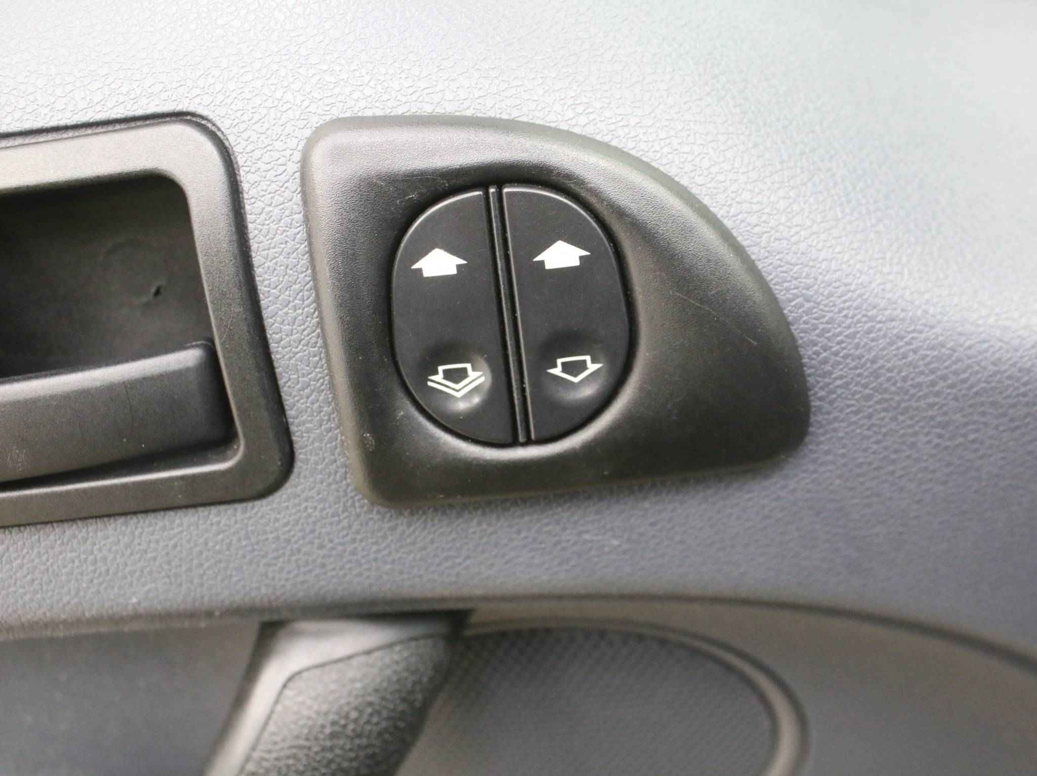 Ford Tourneo Connect, I