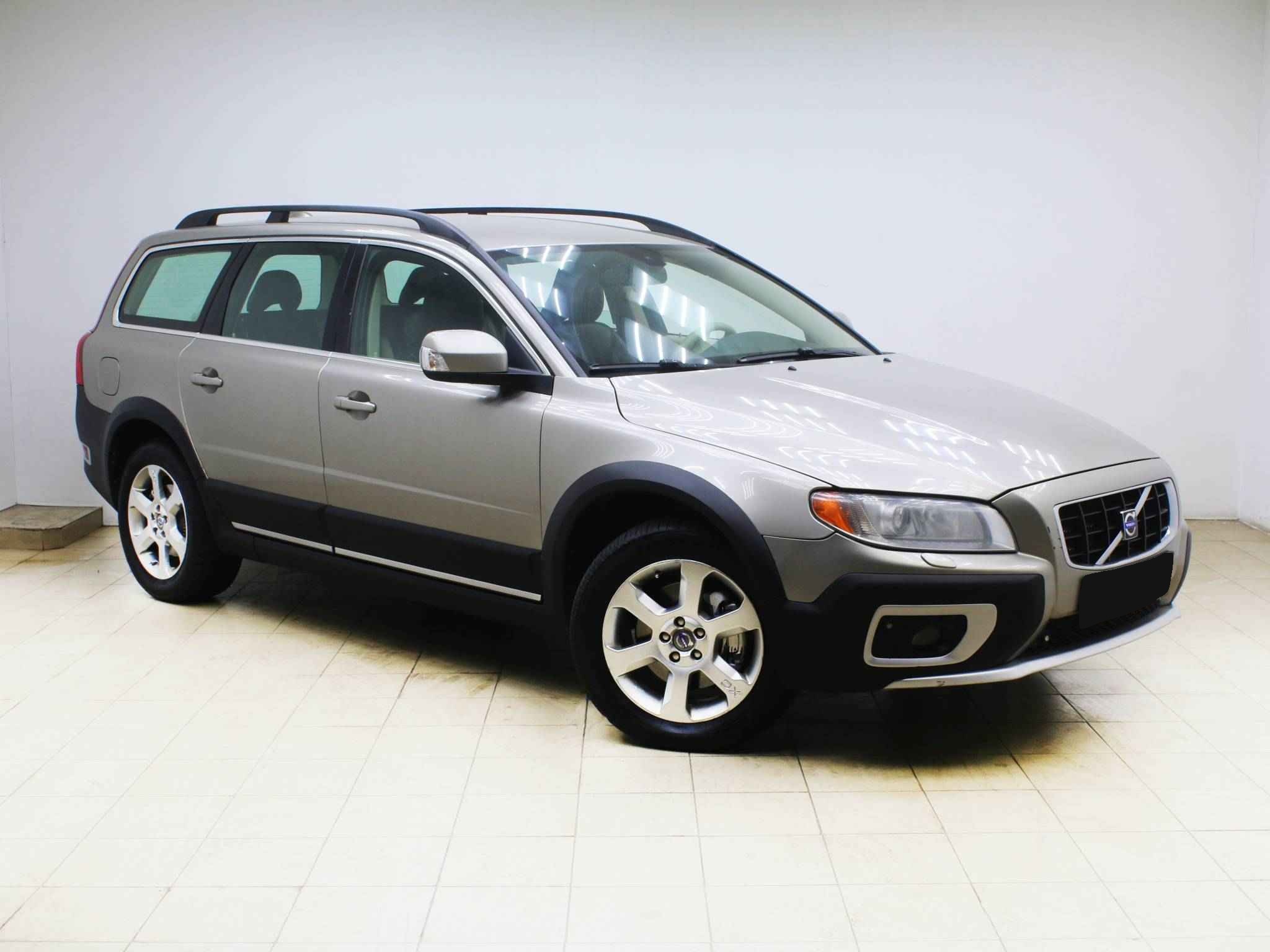 Volvo XC70, II