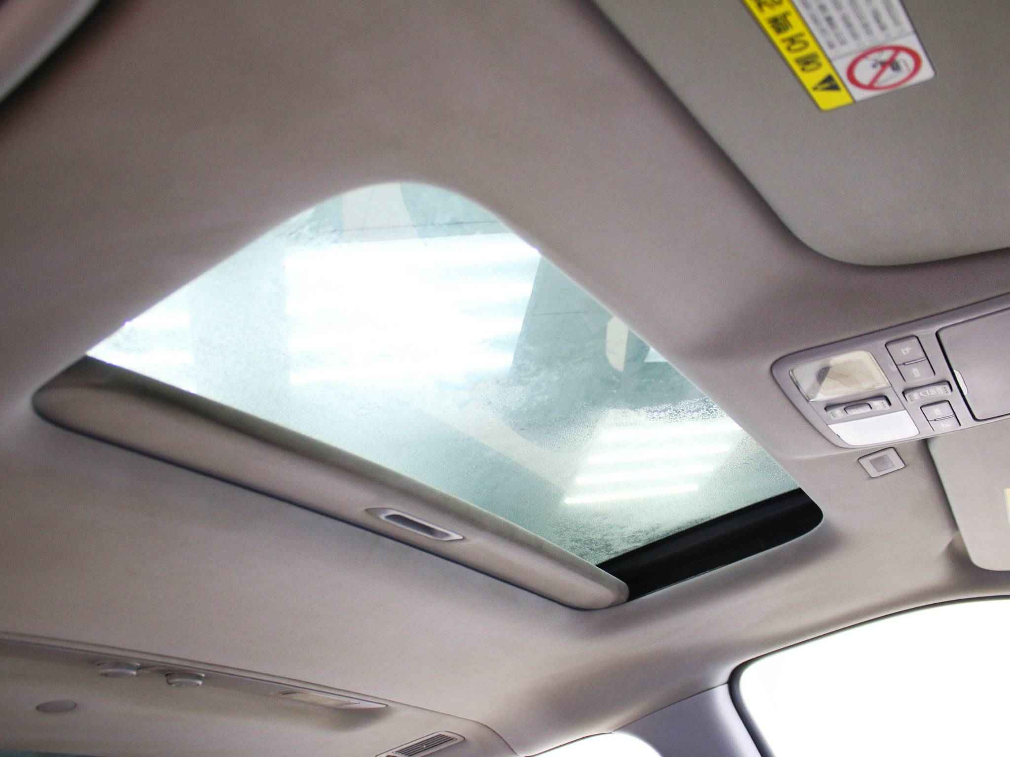 Hyundai Grand Starex, I