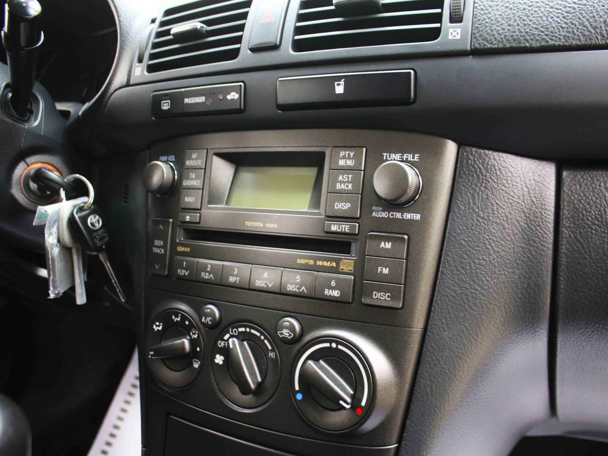 Toyota Avensis, II Рестайлинг