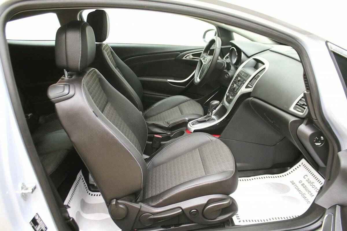 Opel Astra, J Рестайлинг