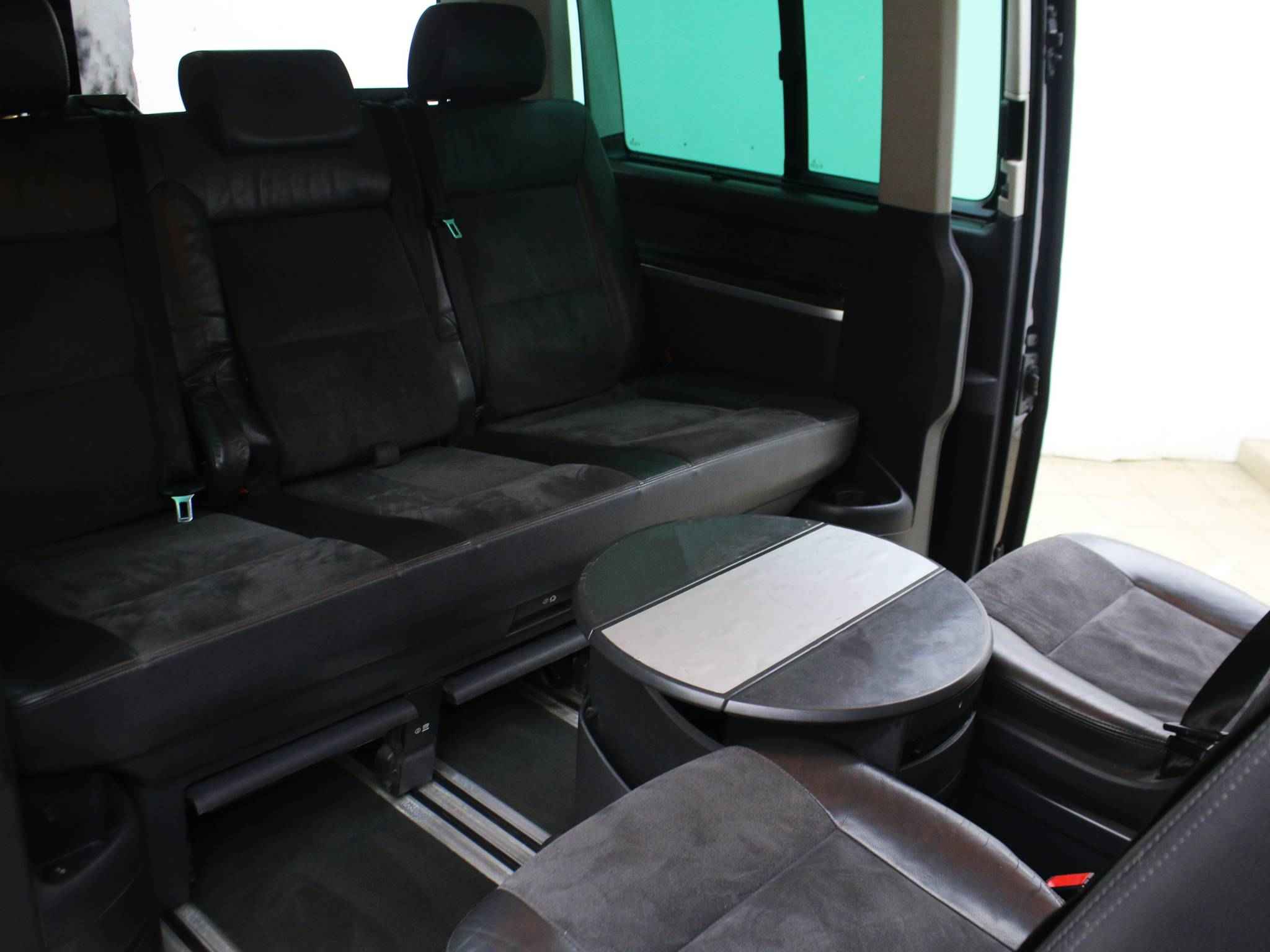 Volkswagen Multivan, T5