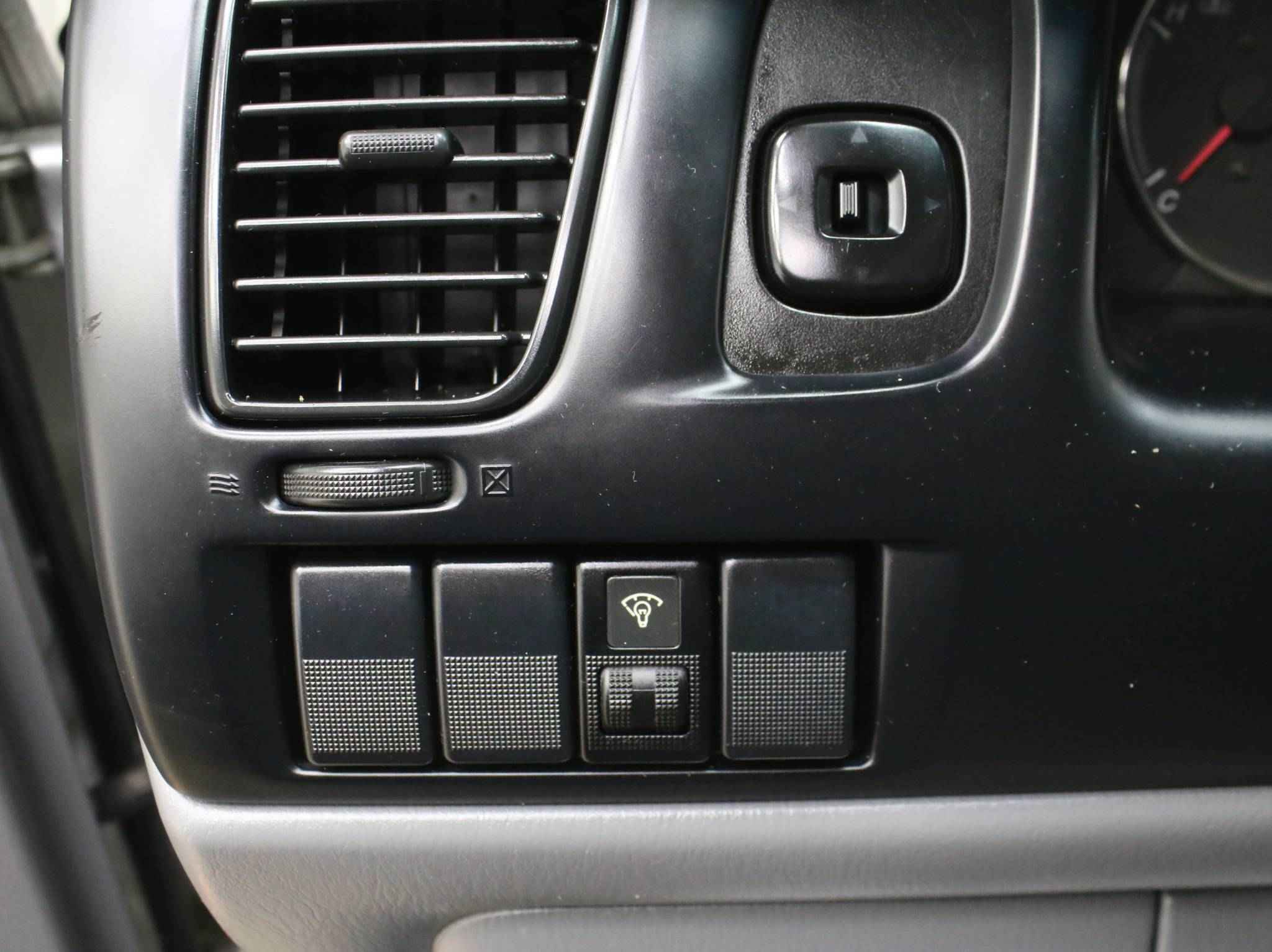 Mazda MPV, II (LW) Рестайлинг