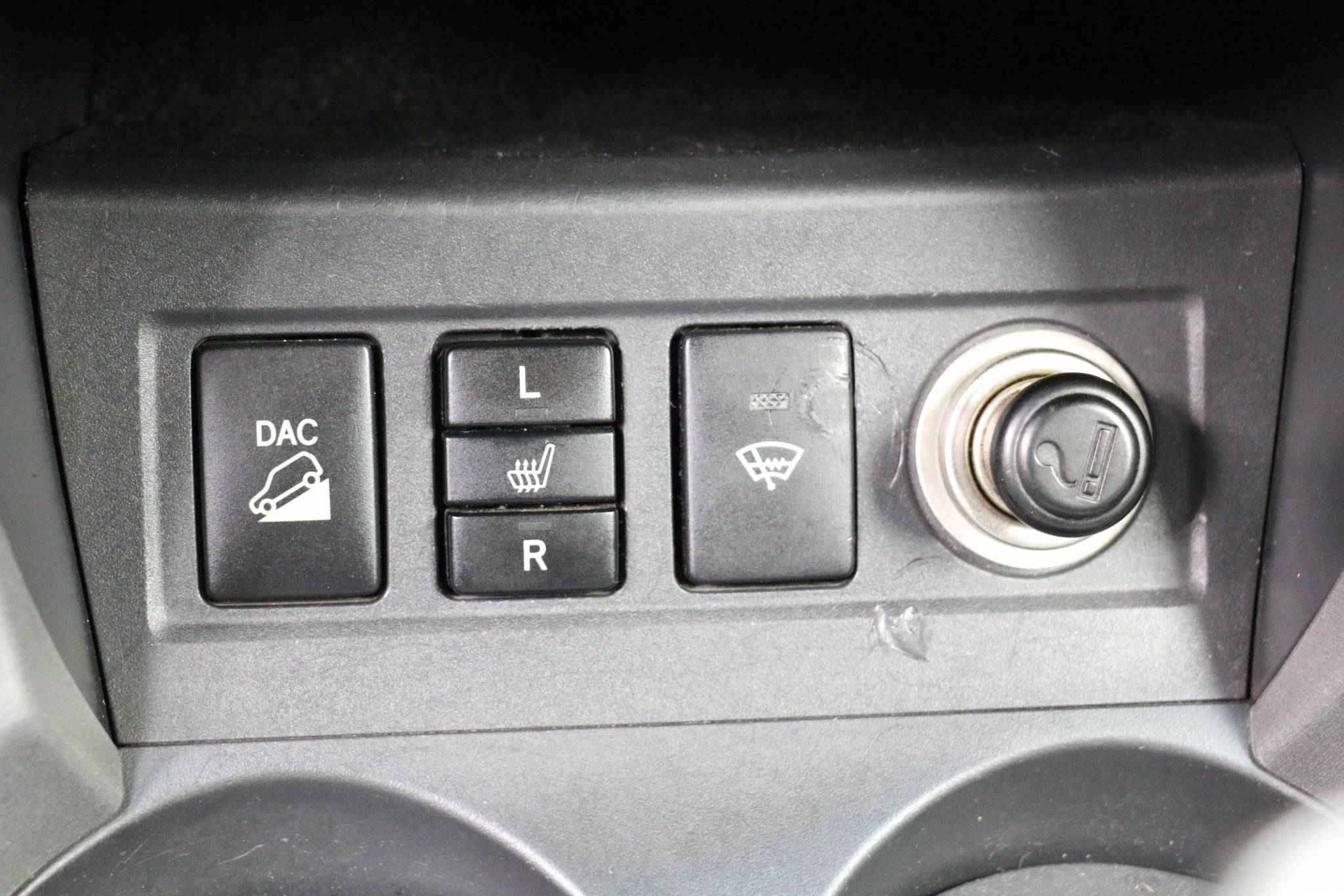 Toyota RAV4, III (XA30)