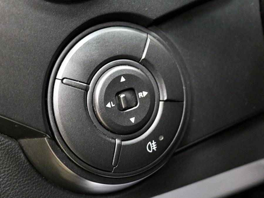 SsangYong Actyon Sports, I