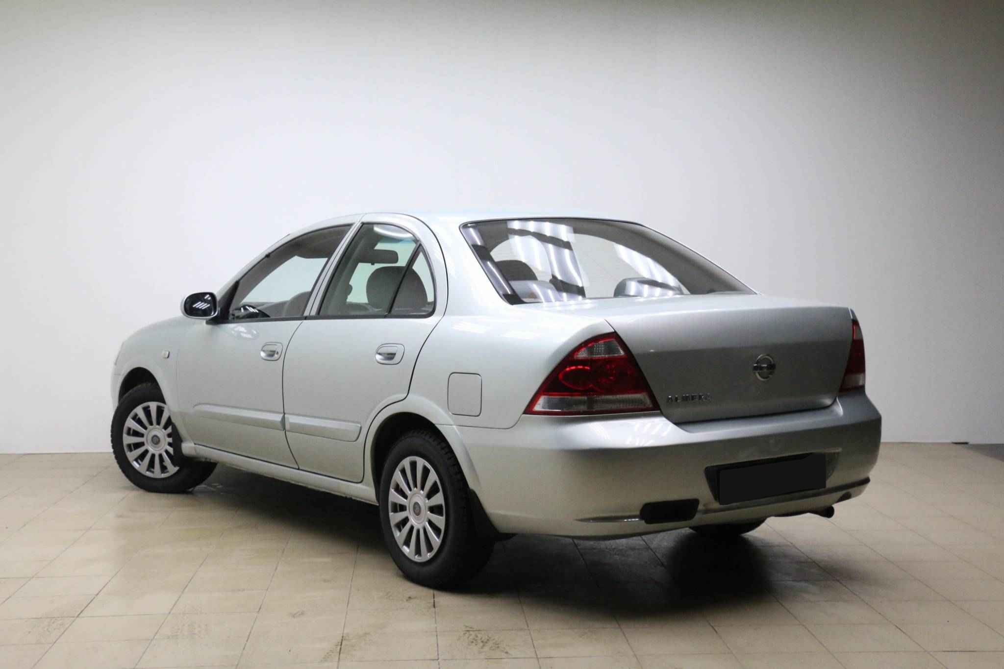 Nissan Almera Classic, I