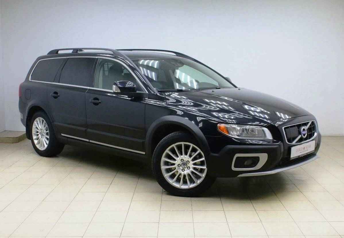 Volvo XC70, II