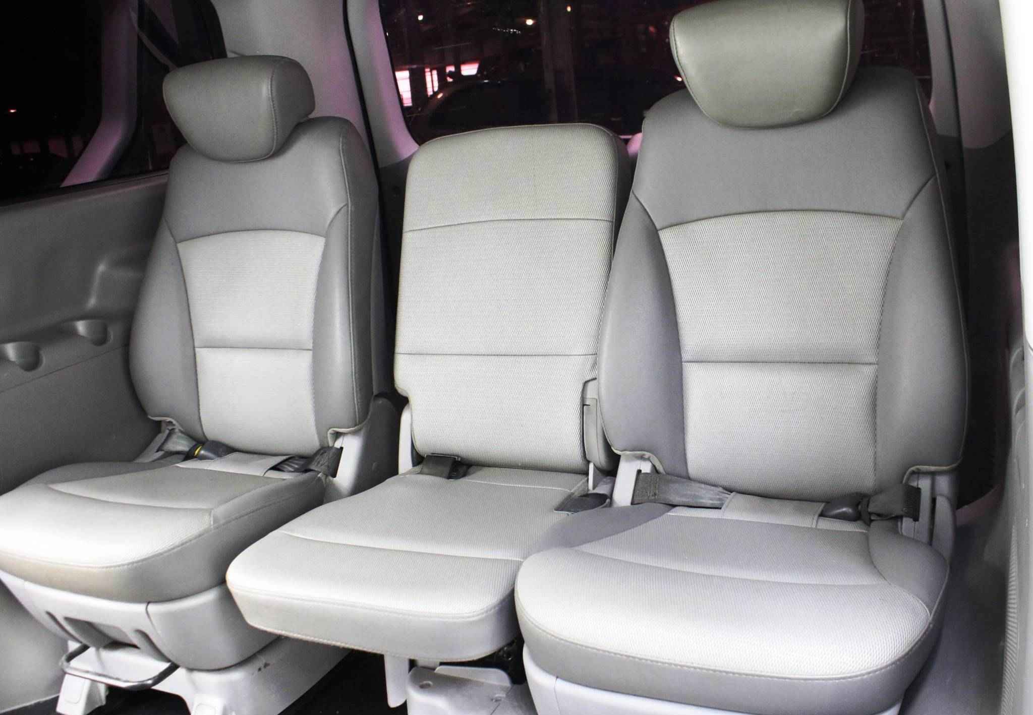 Hyundai Grand Starex, I