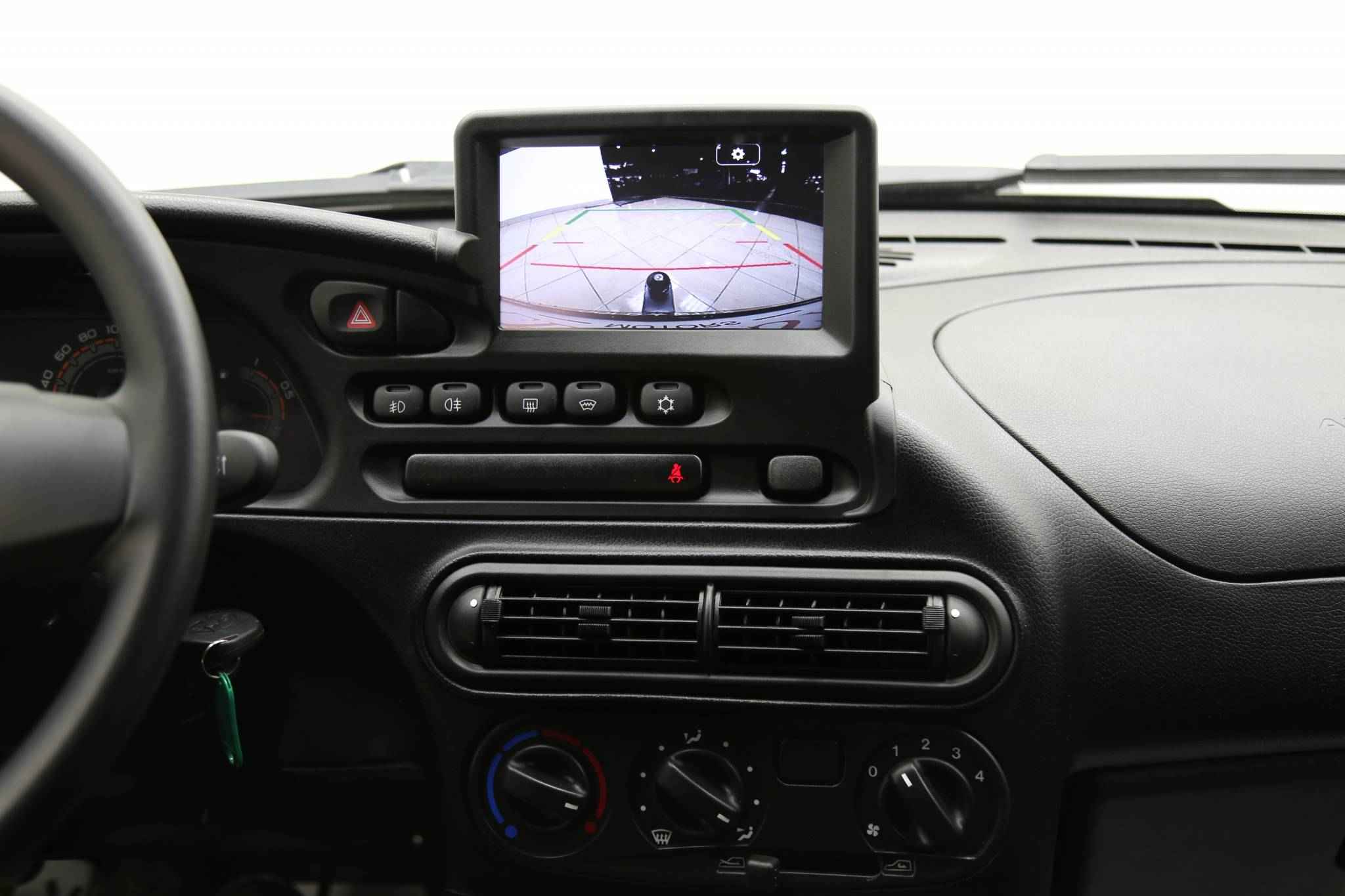 LADA (ВАЗ) Niva, I Рестайлинг (Travel)