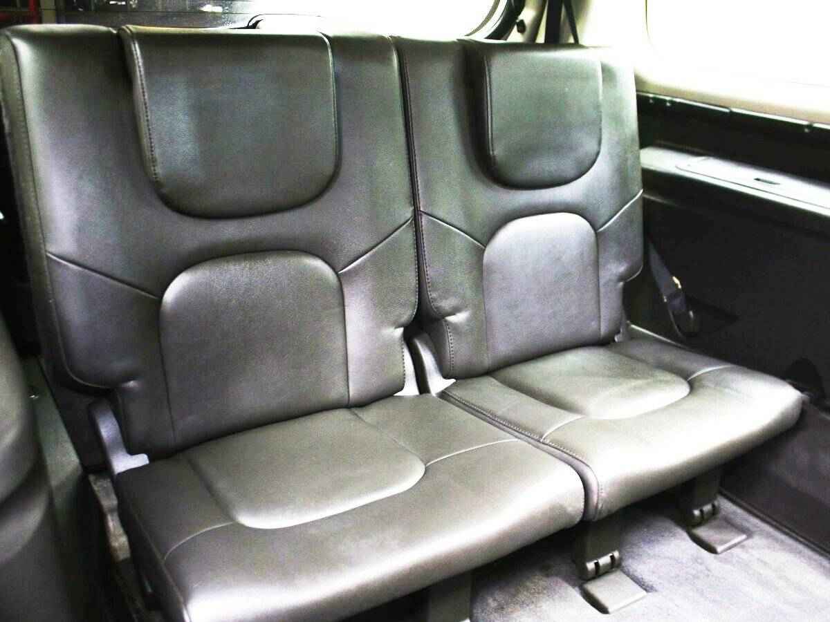 Nissan Pathfinder, III