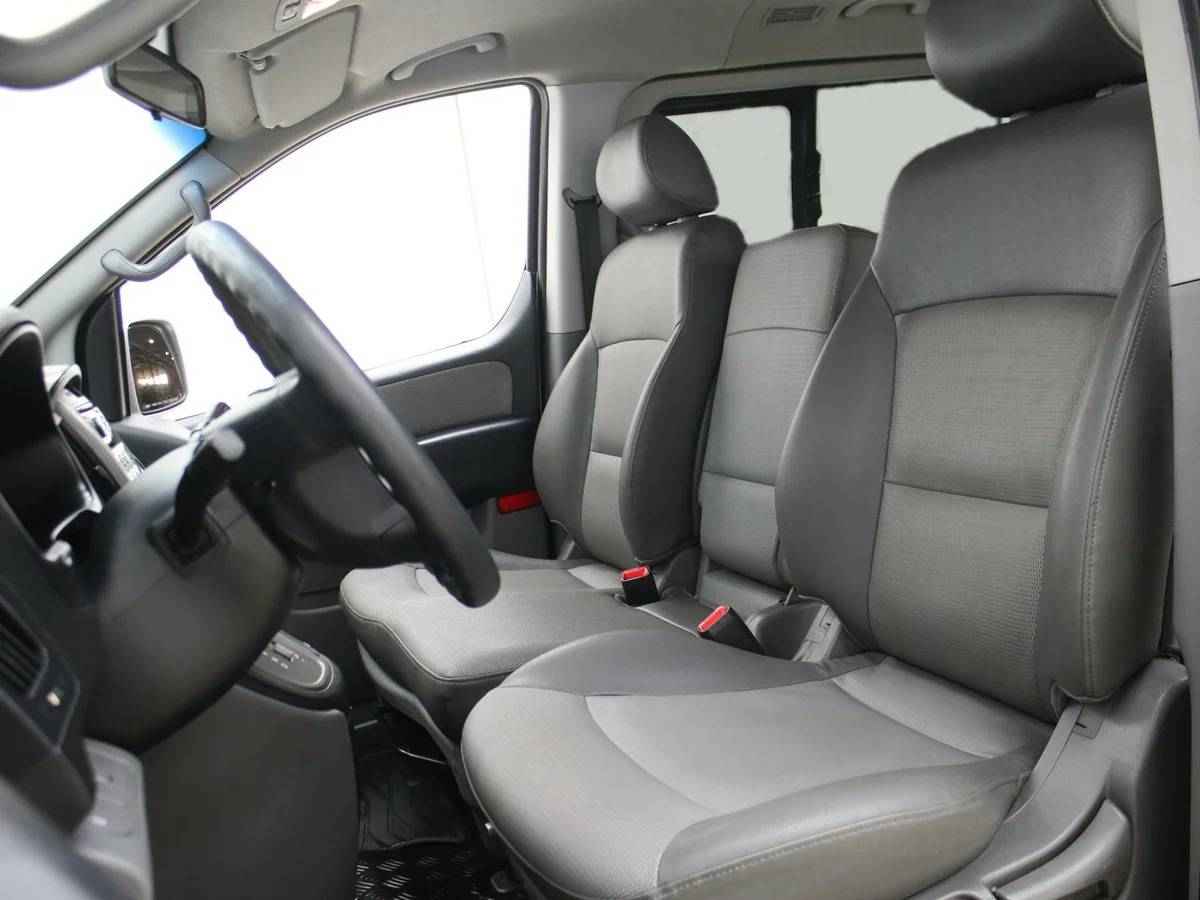 Hyundai Grand Starex, I