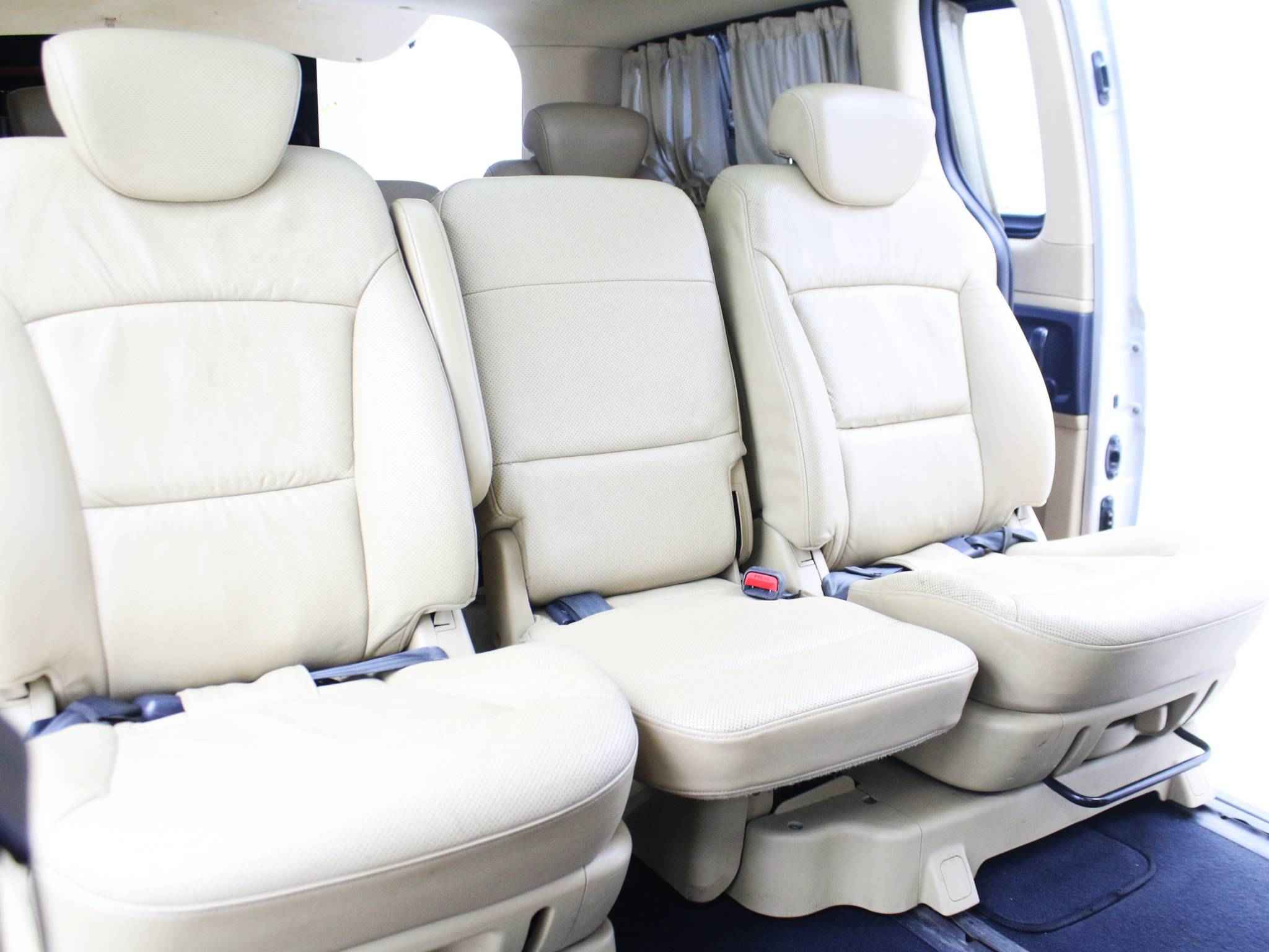 Hyundai Grand Starex, I