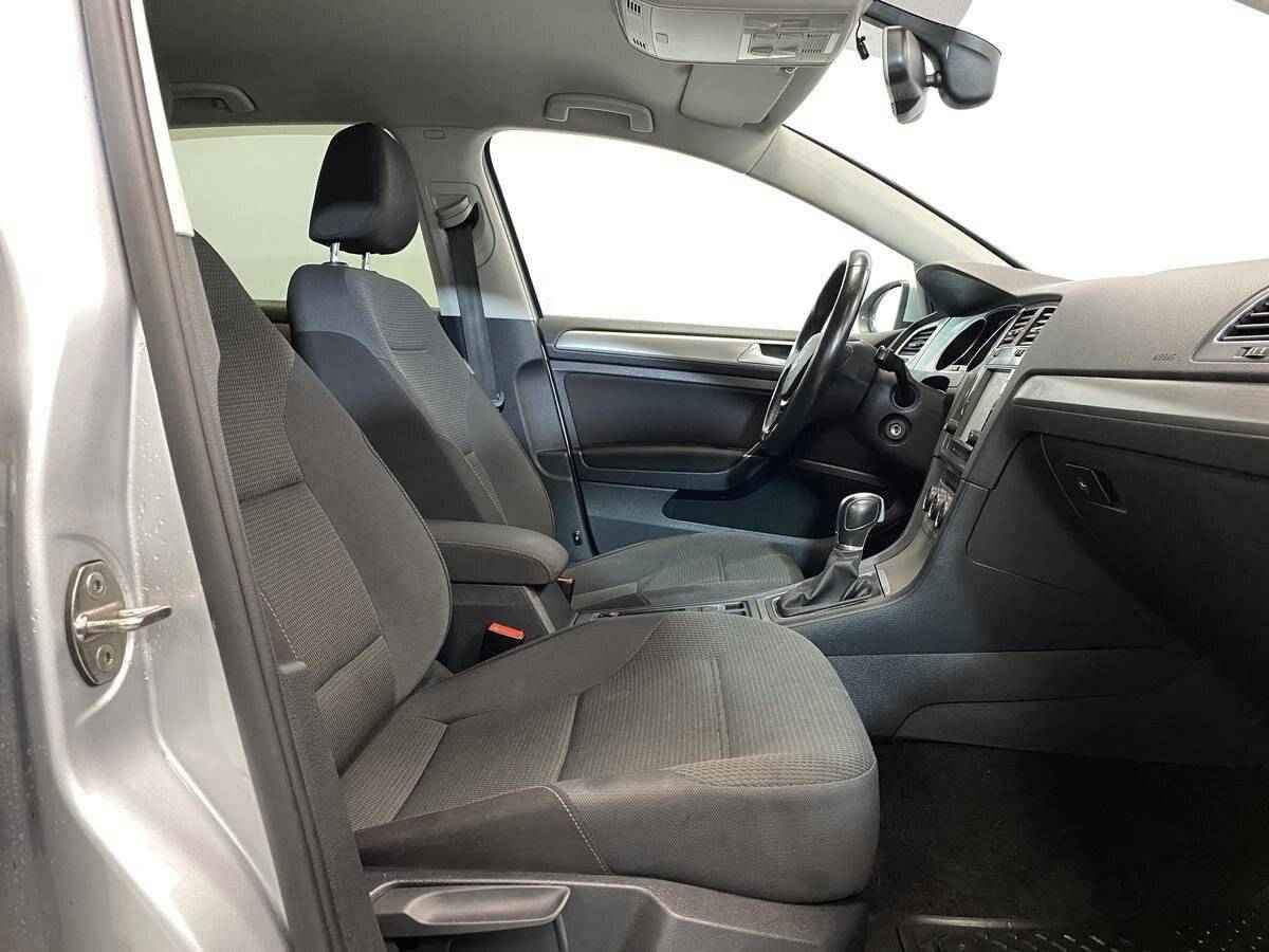 Volkswagen Golf, VII