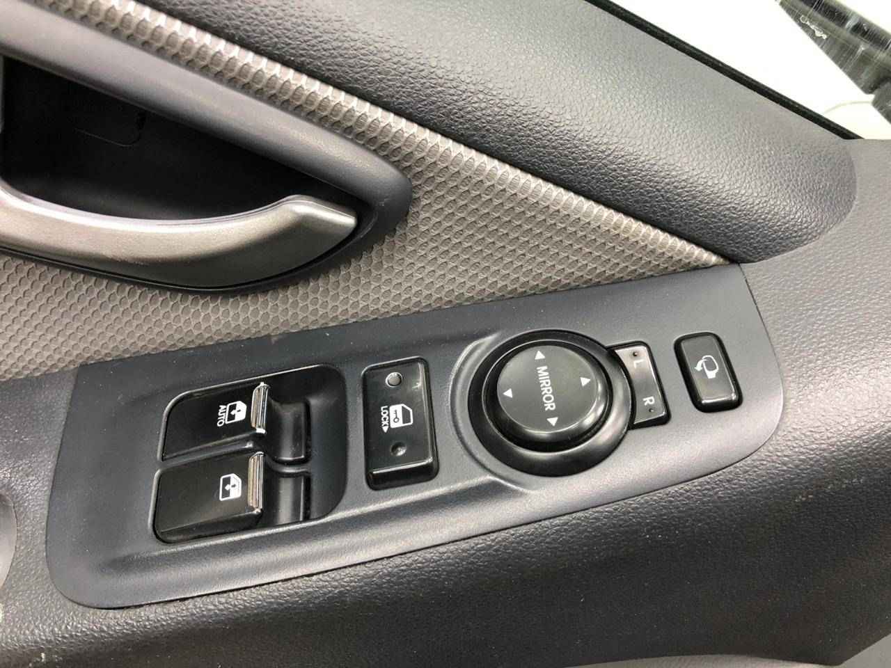 Hyundai Grand Starex, I