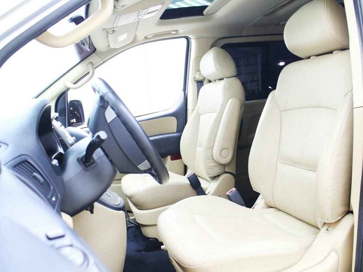 Hyundai Grand Starex, I